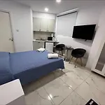 Jacks Апартаменты Пафос